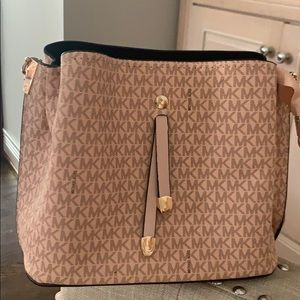 Mini light pink Michael Kors purse